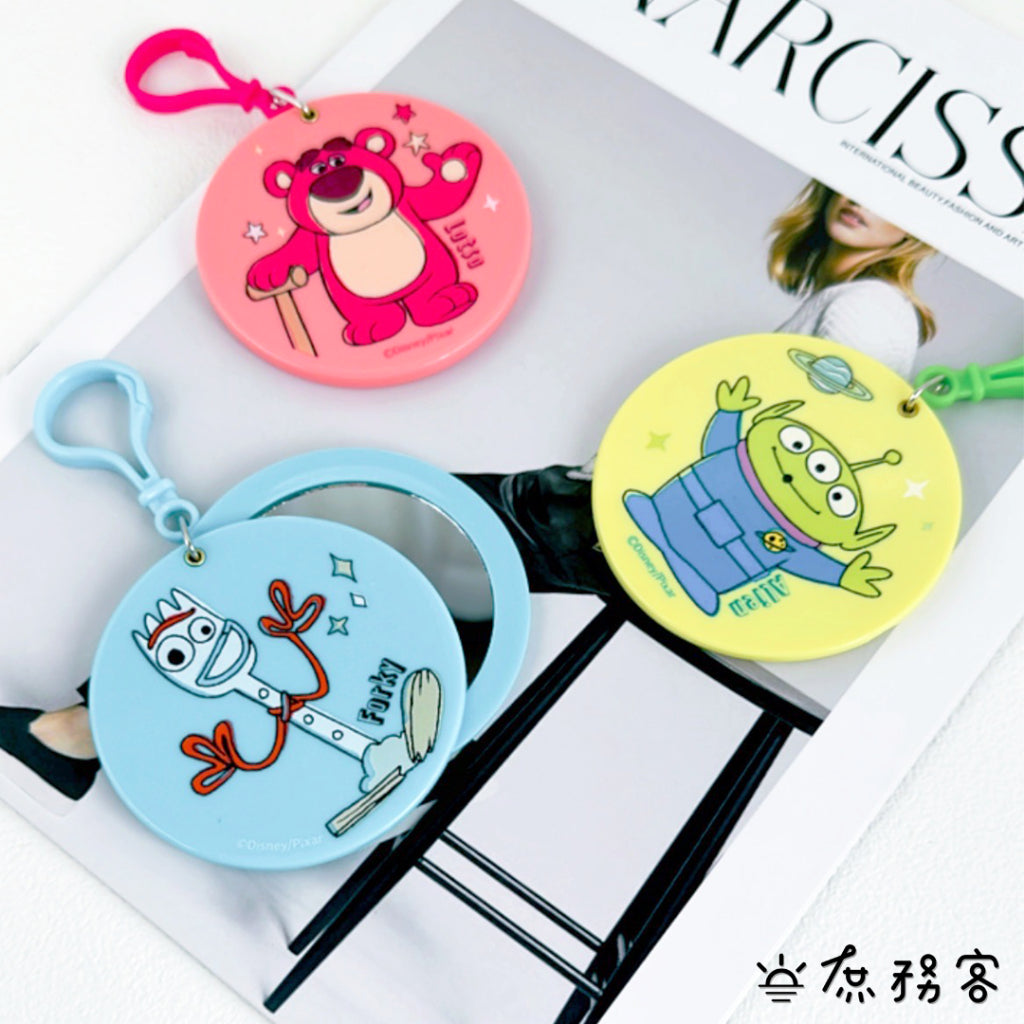 DAISO 韓國大創 冰雪奇緣手鏡 文青手鏡 冰雪奇緣 化妝鏡 隨身鏡 圓鏡  旅行必備 韓國 庶務客