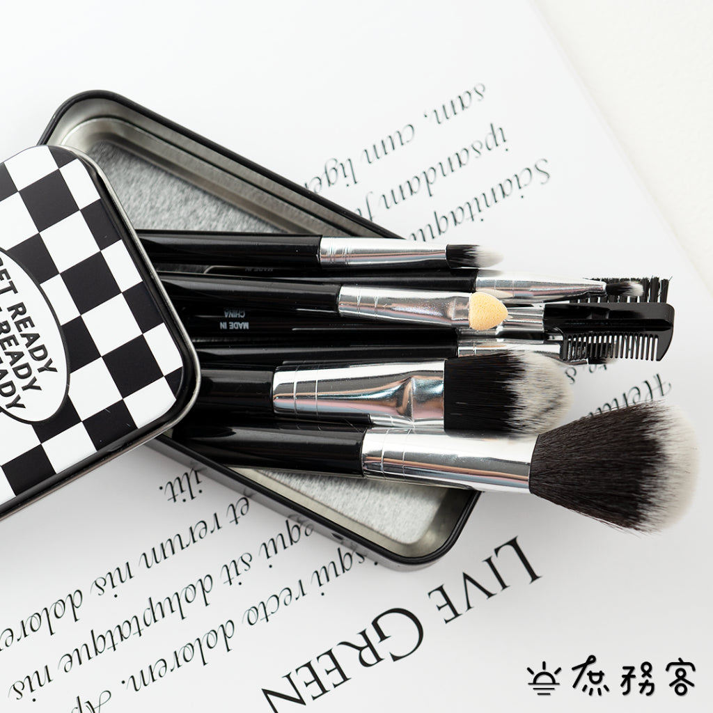 DAISO 韓國大創 韓國 大創 刷具組 眉刷 腮紅刷 眼影刷 唇刷 七件組 迷你刷具 棋盤格鐵盒 韓國 庶務客
